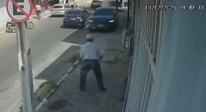 Um empresário foi alvo de tentativa de assalto no Iguatu e quase atropela idoso durante fuga