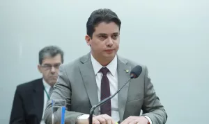 Deputado Federal, Júnior Mano.