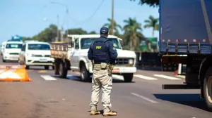 Operação Ano Novo 2026 previne acidentes no Ceará.