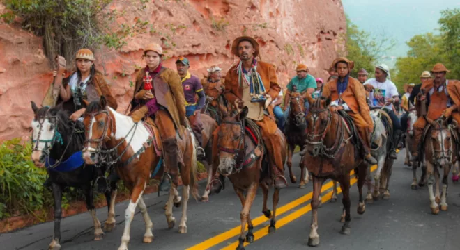 Cavalgada da Romaria da Baixa Rasa, no Crato.