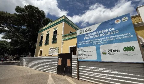 Fachada do museu histórico do Crato em reforma.