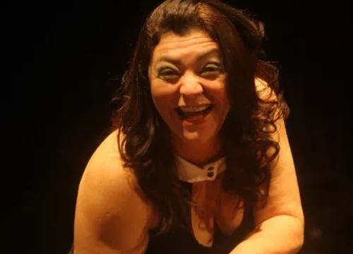 Fabíola Líper canta Ângela Rô Rôcompõe a agenda cultural do Cariri