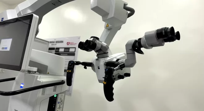 Hospital Santo Antônio adquire microscópio para cirurgias de alta precisão