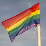 Ceará registra aumento de 9,7% em casos de LGBTQIA+fobia em 2025; Cariri soma 44 ocorrências