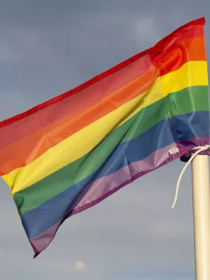 Ceará registra aumento de 9,7% em casos de LGBTQIA+fobia em 2025; Cariri soma 44 ocorrências