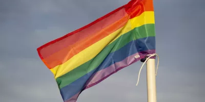 Ceará registra aumento de 9,7% em casos de LGBTQIA+fobia em 2025; Cariri soma 44 ocorrências