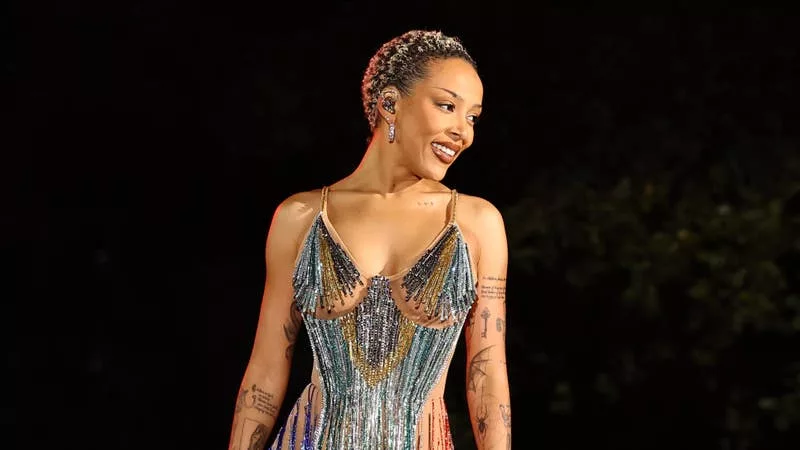 Doja Cat se apresenta no Brasil em fevereiro.