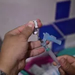 todas as vacinas estarão disponíveis em dez locais, das 8h às 12h, com foco em crianças, adolescentes e gestantes.