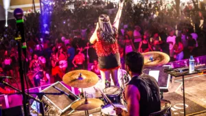 reuniu cerca de 24 mil foliões no Largo da RFFS