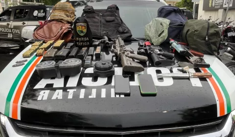 Dois fuzis, uma arma artesanal e mais de 500 munições foram apreendidos pela PMCE em Sobral