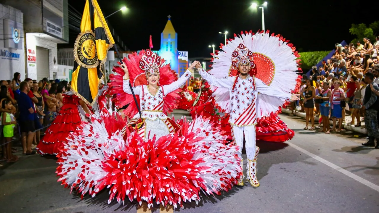 Escola de samba Unidos do Roçado de Dentro | Foto: Pedro Hiarley