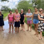 Moradores do Sítio Passagem Rasa, na zona rural de Juazeiro do Norte