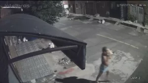 Casa invadida em Juazeiro do Norte.