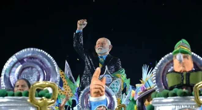Desfile da Acadêmicos de Niterói no Carnaval do Rio de Janeiro 2026.