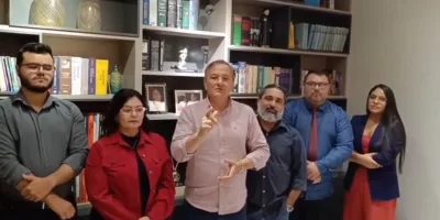 Anúncio foi feito por Giovanni Sampaio em vídeo ao lado de cinco advogados | Foto: Reprodução