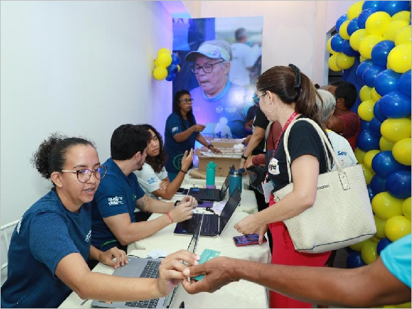 Entrega dos kits da Meia Maratona Padre Cícero, em Juazeiro do Norte.