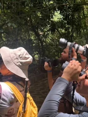 pessoas durante primeiro encontro de birdwatching, em Santana do Cariri