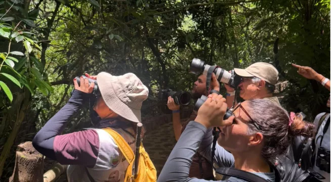 pessoas durante primeiro encontro de birdwatching, em Santana do Cariri