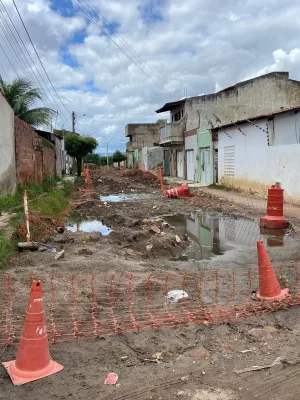 oBRAS DE SANEMANETO E DRENAGEM NA vILA tRÊS mARIAS