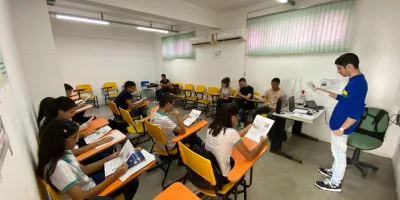 Centro Cearense de Idiomas fica localizado na Rua 15 de Novembro, no bairro São Miguel | Foto: Guto Vital/ M1