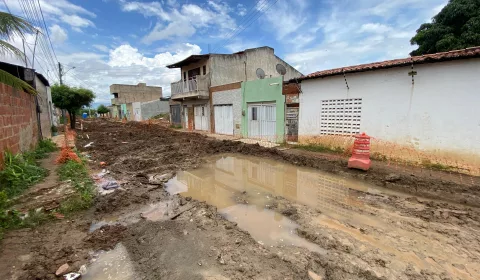 Rua João Antônio de Araújo, localizada no bairro Vila Três Marias, em Juazeiro do Norte