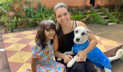 Tutoras com Epitácio, cachorro arrastado por correnteza em Juazeiro do Norte.