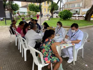 A ação no Cariri busca alertar principalmente os grupos de risco sobre a necessidade de acompanhamento médico e realização de exames preventivos.