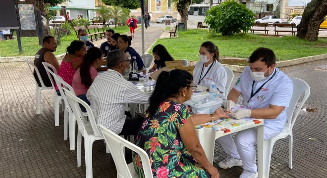 A ação no Cariri busca alertar principalmente os grupos de risco sobre a necessidade de acompanhamento médico e realização de exames preventivos.