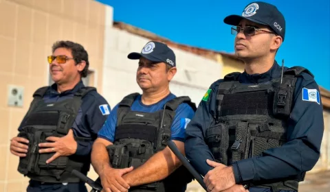 Prefeitura de Altaneira realiza entrega de novos equipamentos e fardamento para GCM