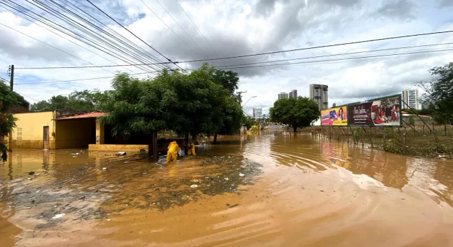 Alagamento, esgotamento sanitário, lixo, Lagoa da APUC.