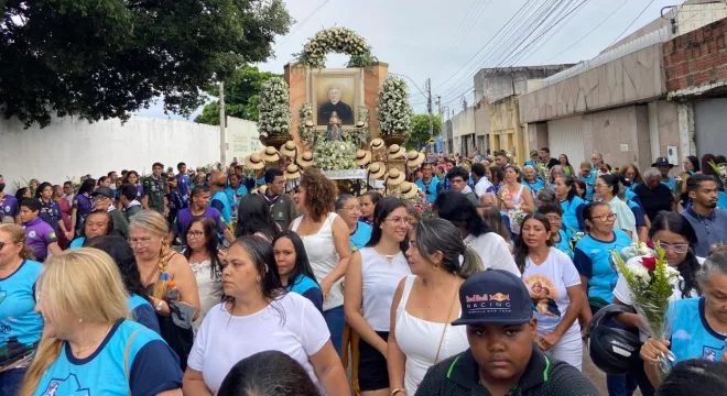 Procissão das Flores, em Juazeiro do Norte | Foto: Guto Vital/ M1