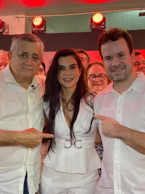 José Guimarães, Catiane Landim e Guilherme Saraiva, da esquerda para a direta.