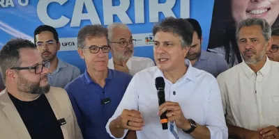 Camilo Santana vistoriou as obras do Hospital Universitário da UFCA | Foto: Instagram/ UFCA