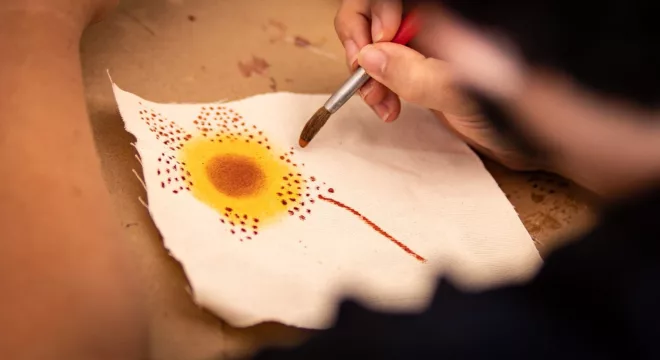 Arte desenvolvida em oficina em residência artística