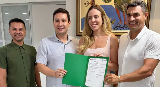 Salviano assina ordem de serviço para construção do CREAS em Potengi