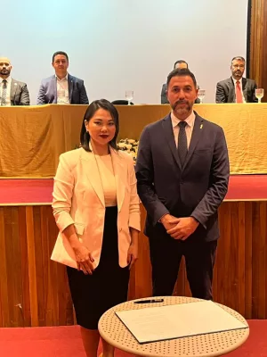 Mayla Akemi e Antônio Franco, durante cerimônia de posse na delegacia da policia federal em juazeiro do norte