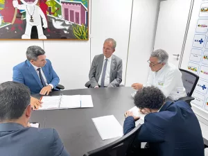 Prefeito de Potengi se reúne com ministro da Saúde em Brasília para tratar de reajuste do teto do MAC