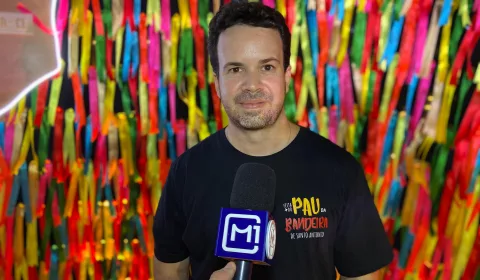 Guilherme Sampaio em evento de lançamento do Pau da Bandeira 2026.