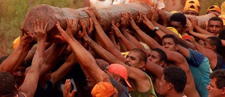 Carregadores do Pau da Bandeira