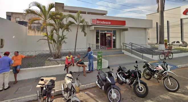 Agência do Bradesco, no Centro de Missão Velha | Foto: Google Street View