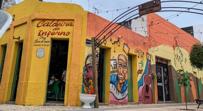 O bar Caldeira do Inferno foi fundado em 16 de junho de 1960, na Praça Dionísio Rocha de Lucena, em Brejo Santo | Foto: David Lima