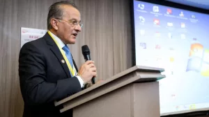 O médico e ex-prefeito de Juazeiro do Norte, Giovanni Sampaio | Foto: Reprodução