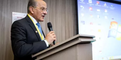 O médico e ex-prefeito de Juazeiro do Norte, Giovanni Sampaio | Foto: Reprodução