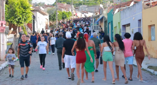 Tradicional subida ao Horto ocorre na Sexta-feira Santa | Foto: Prefeitura de Juazeiro do Norte