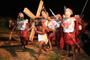 Espetáculo da Paixão de Cristo na Semana Santa em Barbalha.