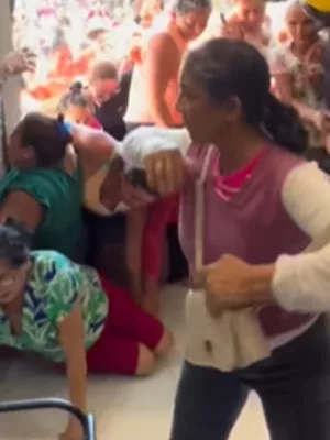 Durante a confusão, pelo menos quatro pessoas caíram e quase foram pisoteadas na loja localizada no Centro de Farias Brito.